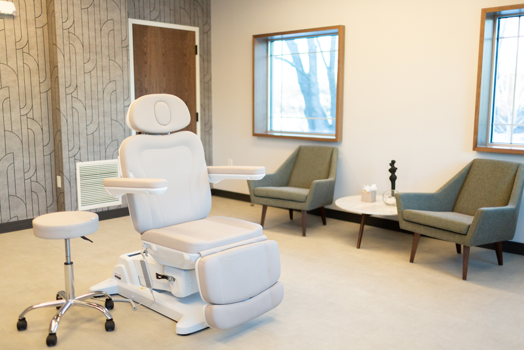 Interior view of an examination room at Karter Advanced Plastic Surgery