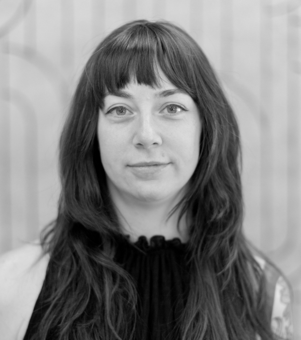 Sarina: Receptionist & Surgical Scheduler